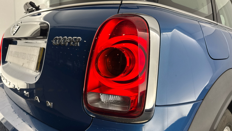 MINI Countryman 1.5 Cooper ALL4 5dr Auto Petrol Hatchback